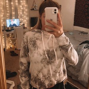 Cropped Marble Sweatshirt